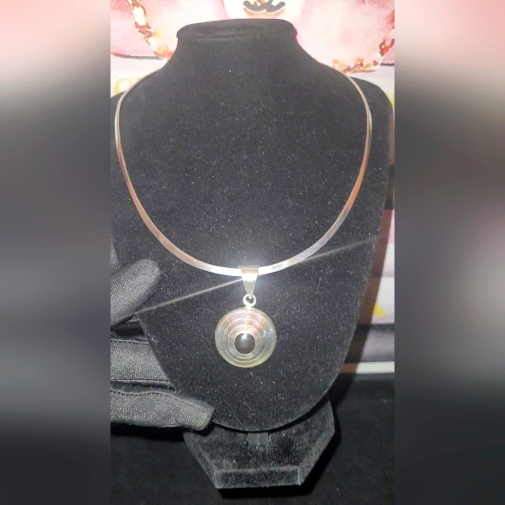 VINTAGE COLAR STERLING SILVER Minimalist Necklace&Onyx Circular Pendant925MEXICO